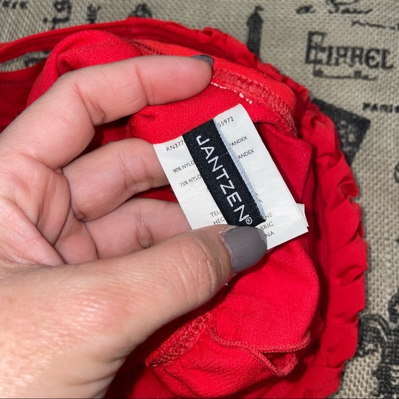 Jantzen Red Ruffle V Neck Swimsuit Size 14 Excellent Condition - Picture 11 of 14